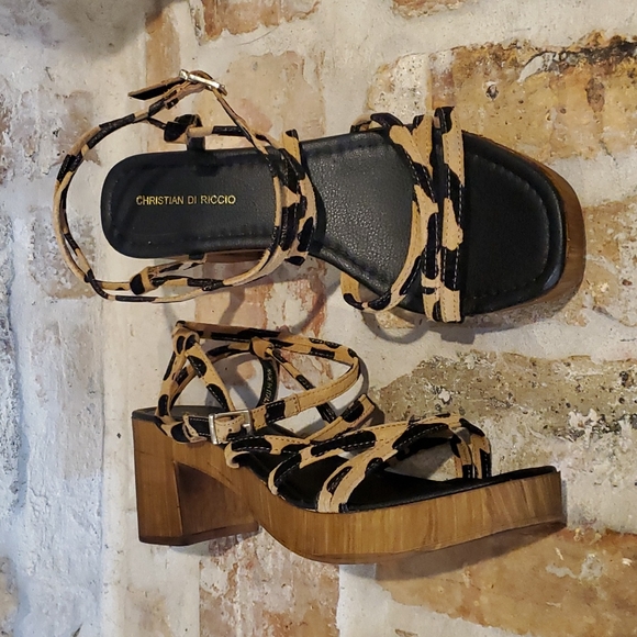 Christian Di Riccio Leopard Strappy Mini Platform Heels - Picture 3 of 6